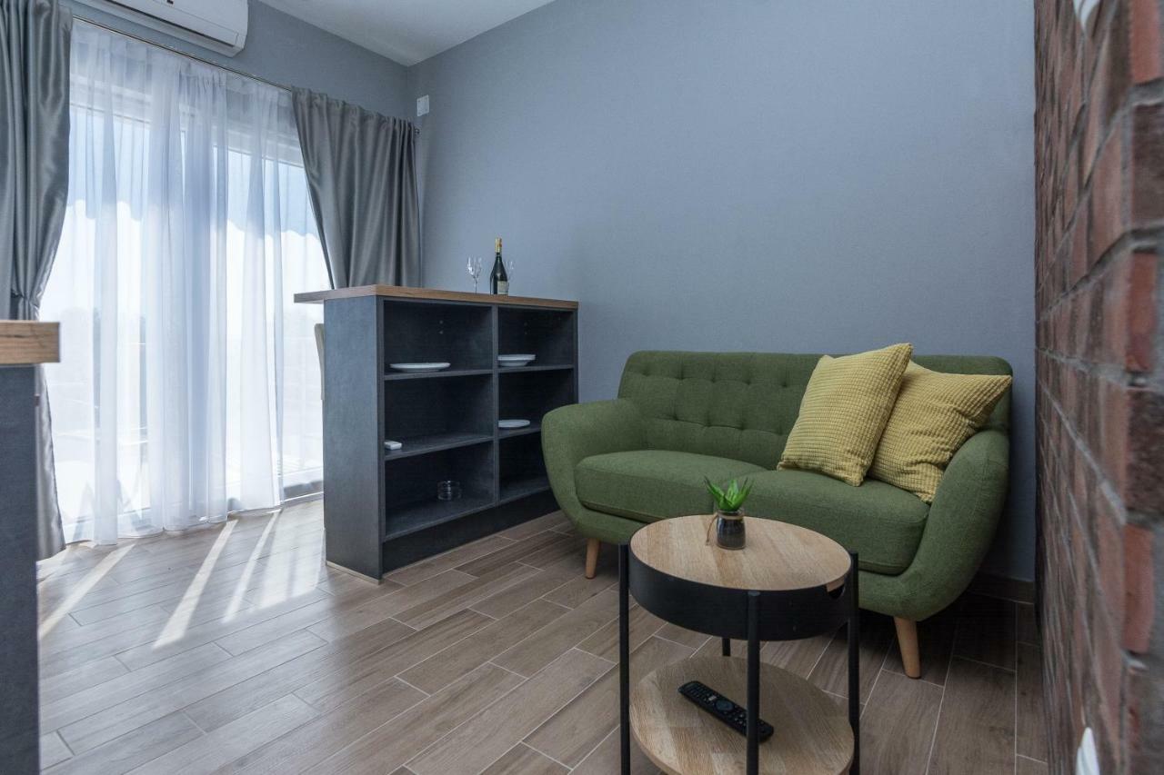 Apartmani Jadranka Starigrad Paklenica Exterior foto