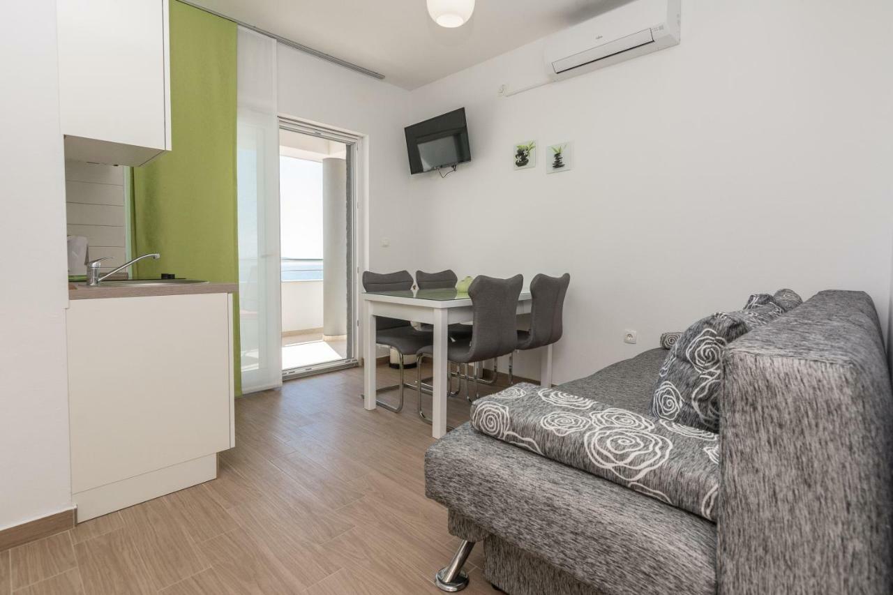 Apartmani Jadranka Starigrad Paklenica Exterior foto